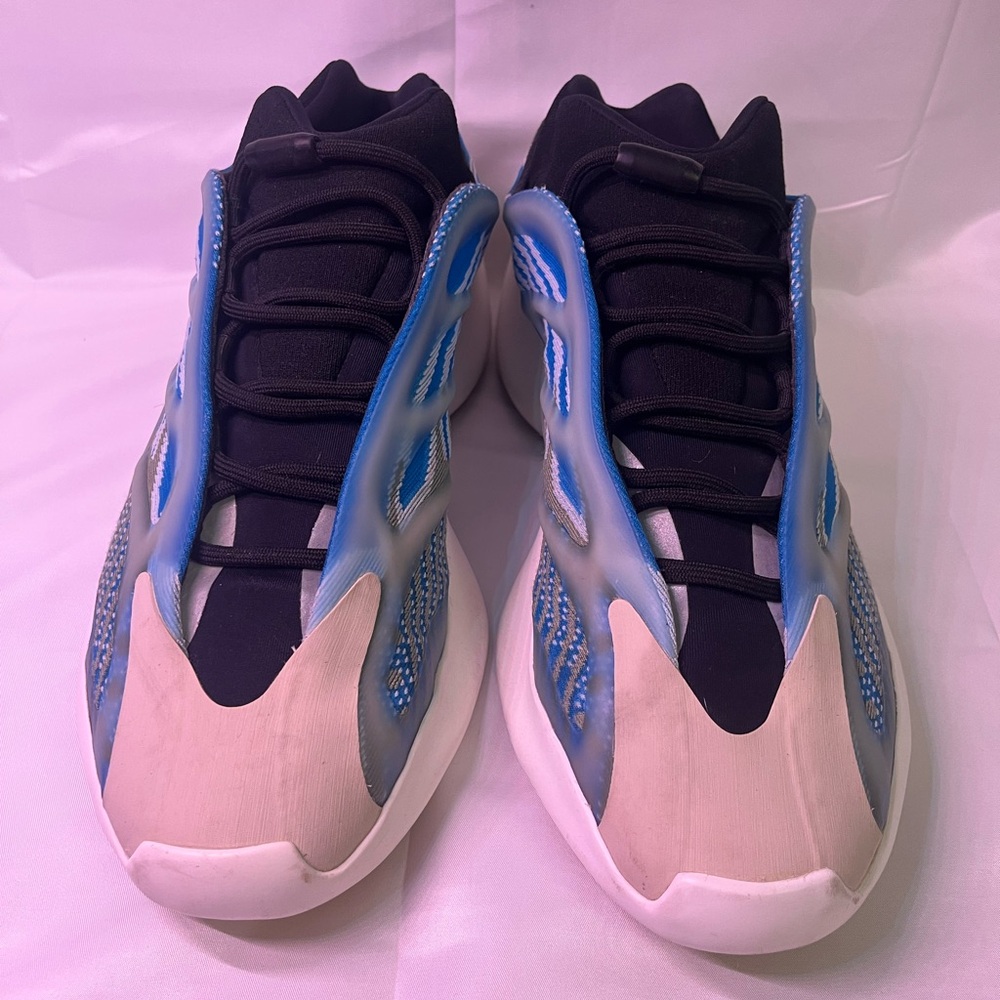 Yeezy 700 v3  Vibrant Blue and Charcoal Sneakers